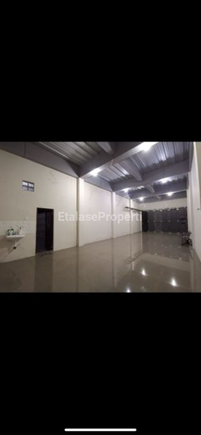 Foto properti Ruko Baru Siap Pakai Sudirman Mojokerto 1