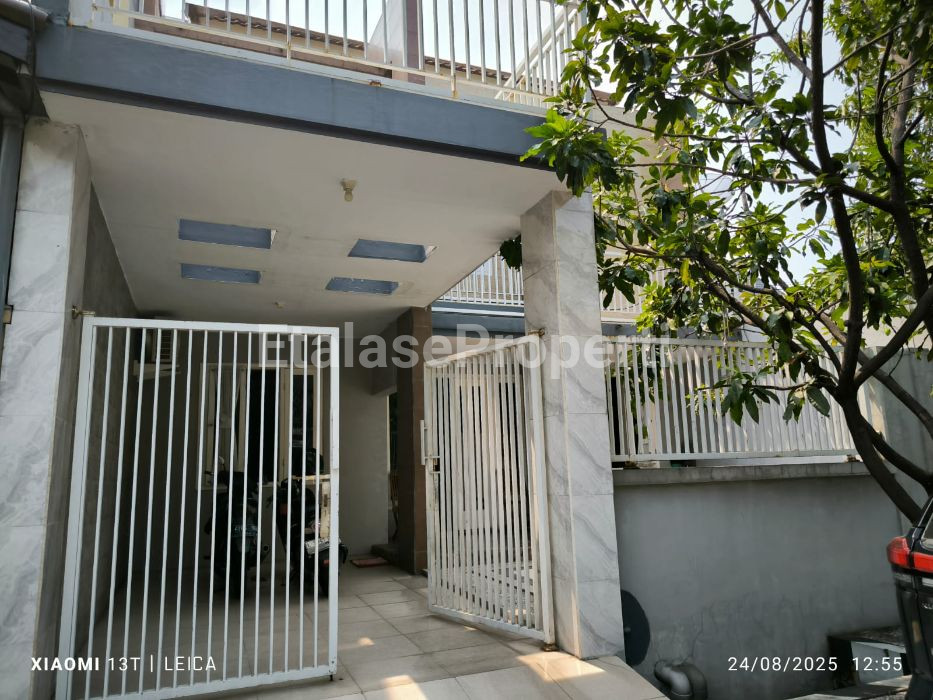 Foto properti Kutisari Dekat Fasum Furnished Baru 4