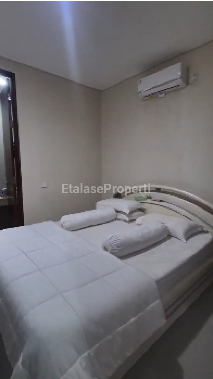 Foto properti For Sale  Barang Langka Cocok Untuk SENIOR, Rumah Di Taman Puspa Raya Citraland 9