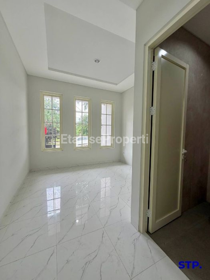 Foto properti Hanya 2M-an, Rumah Baru Di Gayung Kebonsari Lebar 7 6