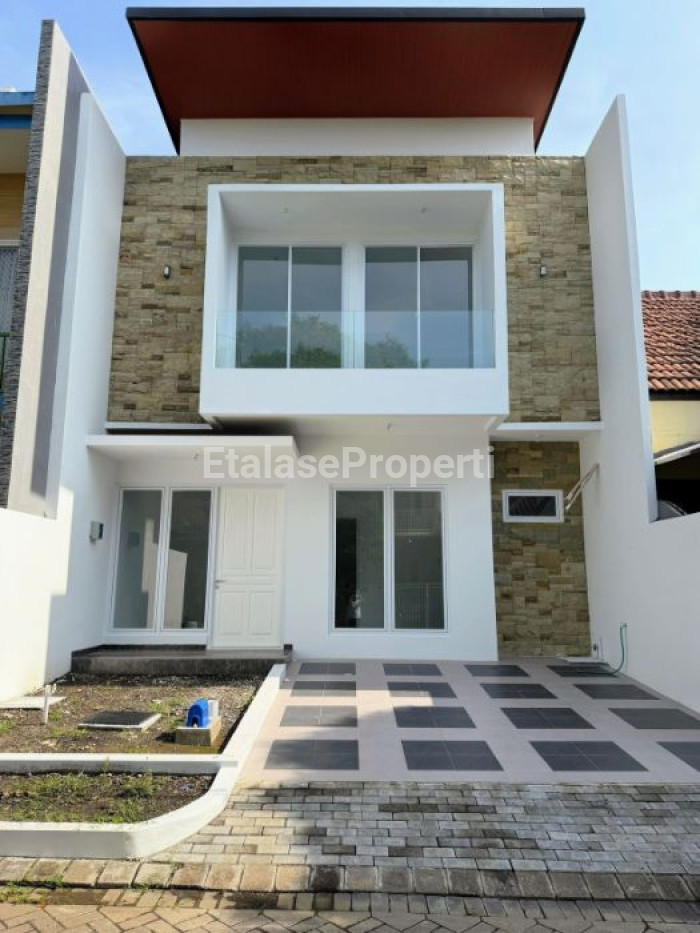 Foto properti DIJUAL  Rumah 2 Lantai Baru Gress Modern Minimalis, Luas Dan Siap Huni 1