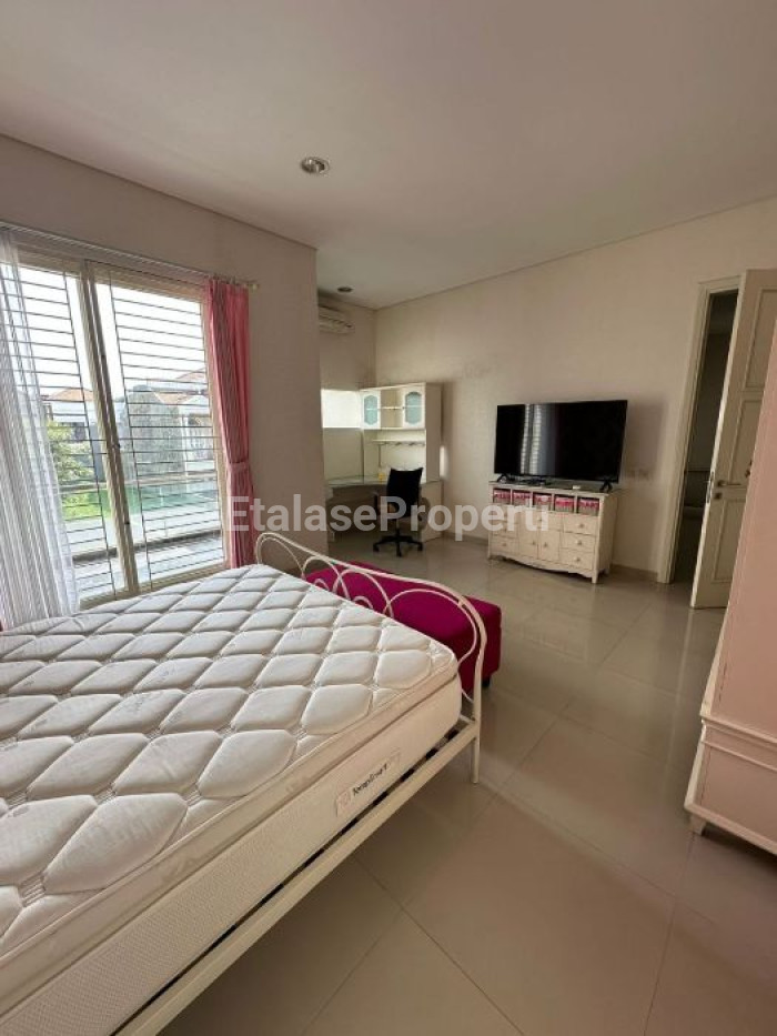 Foto properti Dijual Rumah Citraland 2 Lantai 3