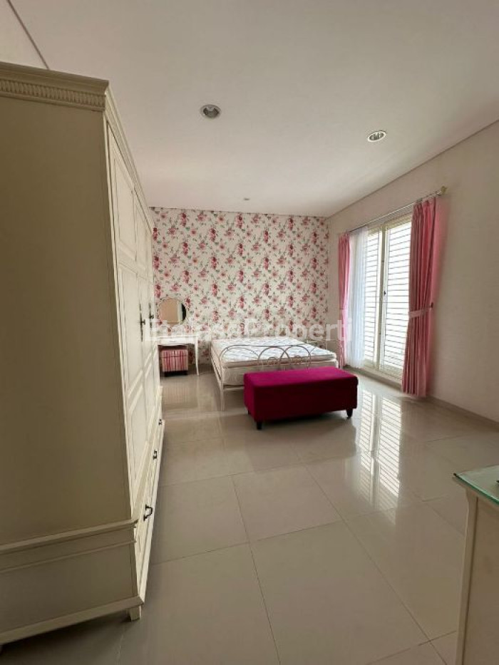 Foto properti Dijual Rumah Citraland 2 Lantai 7