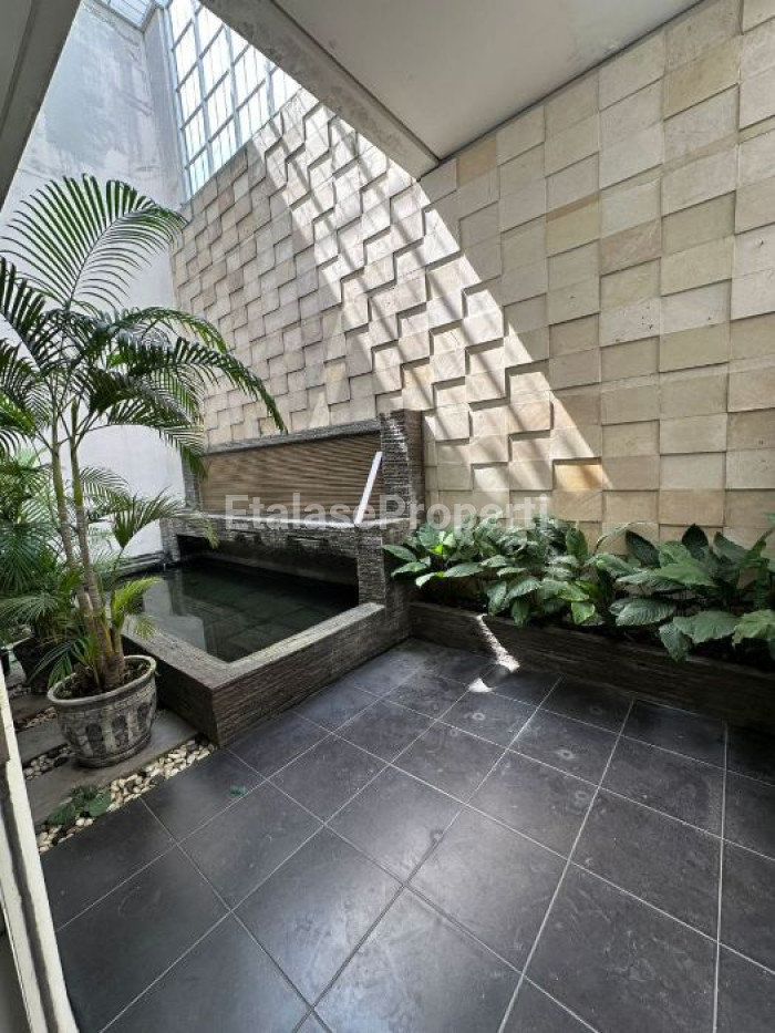 Foto properti Dijual Rumah Citraland 2 Lantai 10