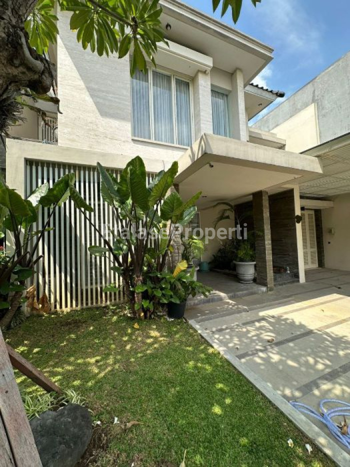 Foto properti Disewakan Rumah 2 Lantai 7