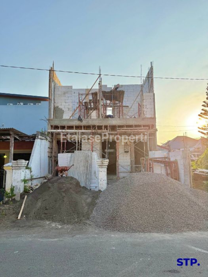 Foto properti Rumah Baru Minimalis 2 Lantai Di Perumahan Baruk Utara 2