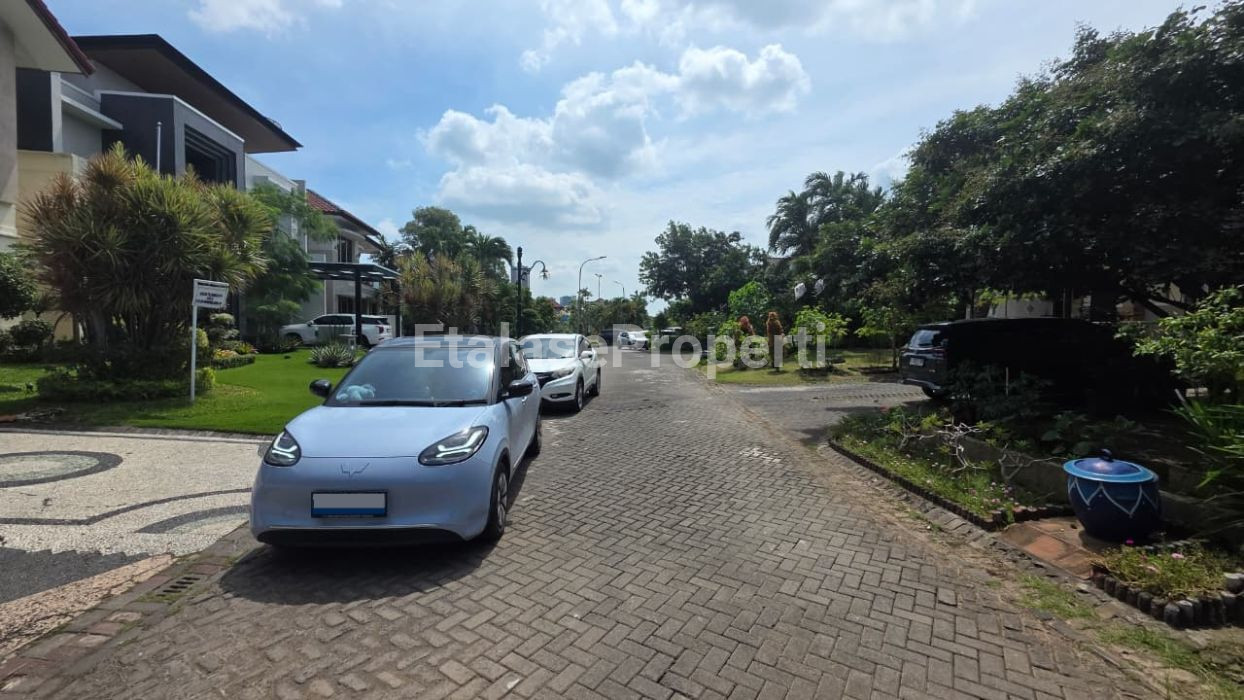 Foto properti *Dijual Rumah Dharmahusada Regency* 9