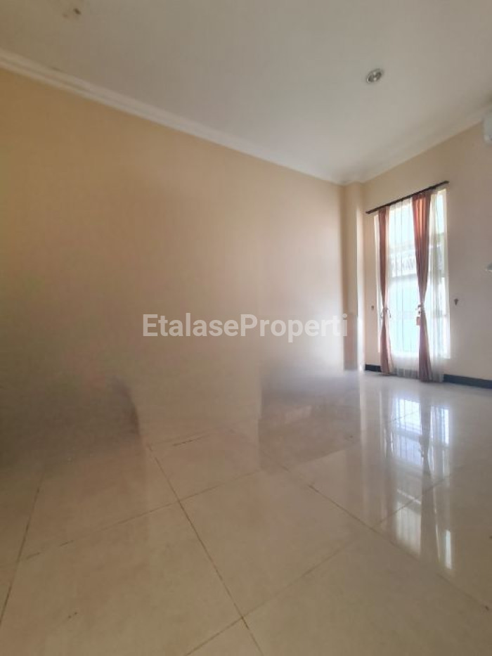 Foto properti Rumah Grasam 1