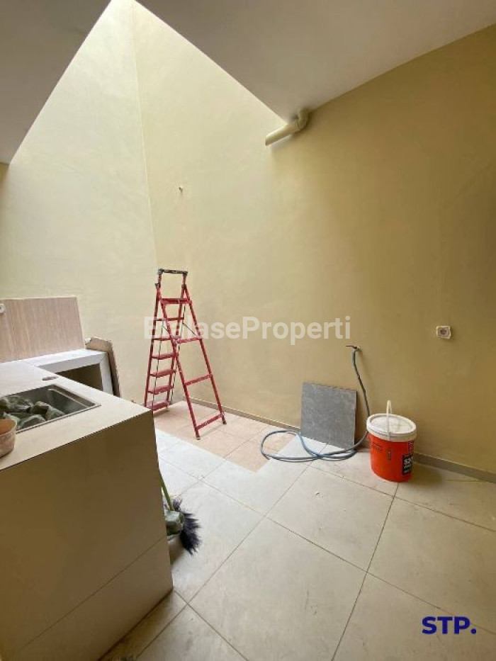 Foto properti Rumah Baru Minimalis Di Perumahan Darmo Harapan Indah 4