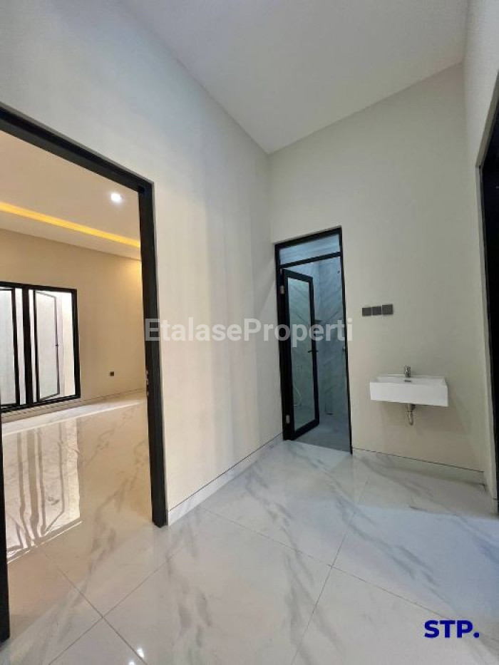 Foto properti Rumah Minimalis Galaxi Bumi Permai Araya Tahap 2 6