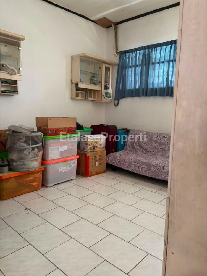 Foto properti Turun Harga - Rumah 1 Lantai Siap Huni Di Dharmahusada Indah Barat 8