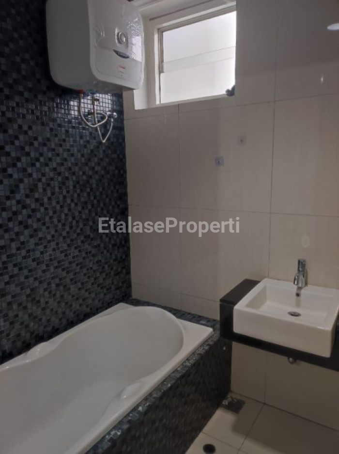 Foto properti Apartemen The Via & The Vue  3 BR + 1 2
