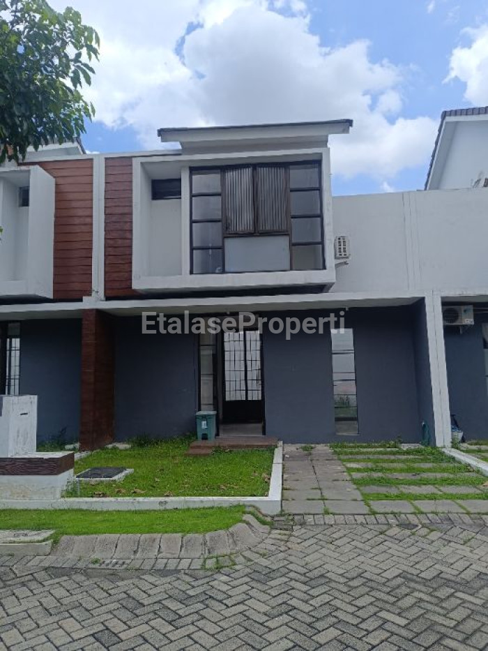Foto properti Disewakan Rumah 2 Lantai 1