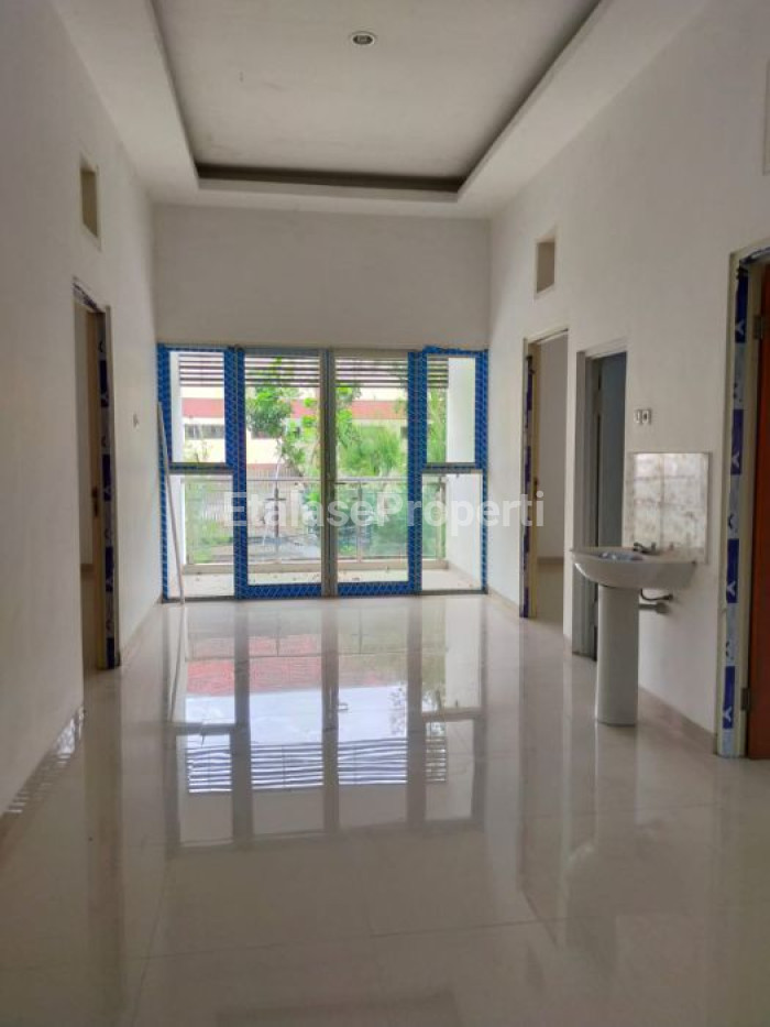 Foto properti Dijual Rumah Di Pondok Candra Belimbing Regency Waru 8