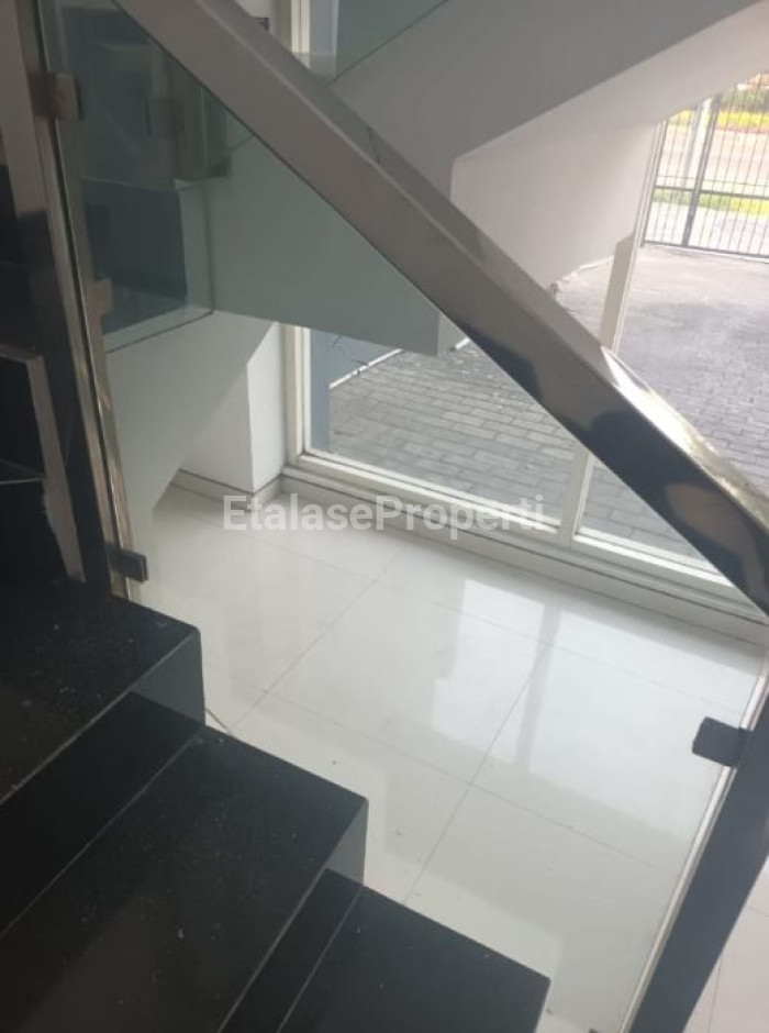 Foto properti *Disewakan Perkantoran Dekat Pelabuhan (nol Jalan)   Bangunan 3 Lantai 6