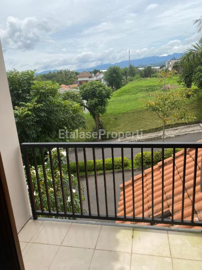 Foto properti Dijual :  Rumah Di Green Hill Batu, Malang 6