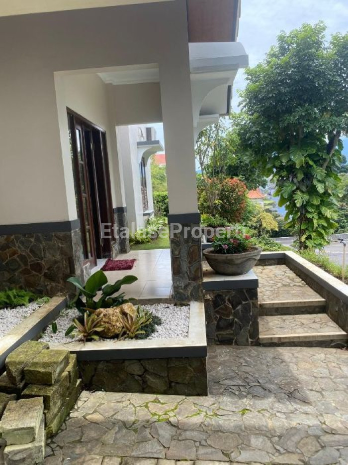 Foto properti Dijual :  Rumah Di Green Hill Batu, Malang 7