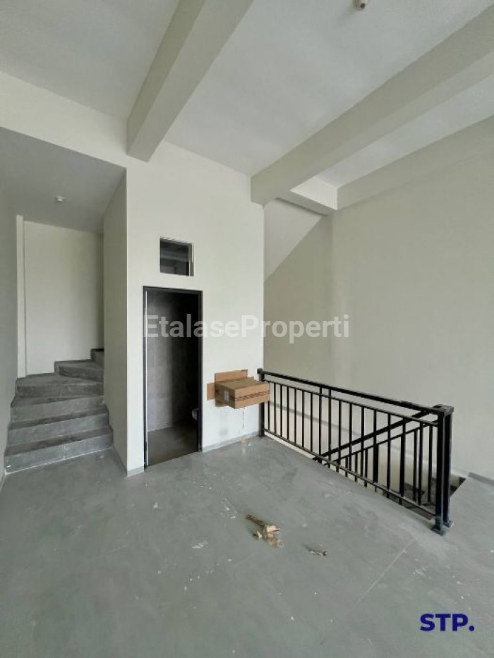 Foto properti 10 UNIT JEJER, Jual Ruko Modern-classic 4 Lantai Di Kedung Asem - MERR 7