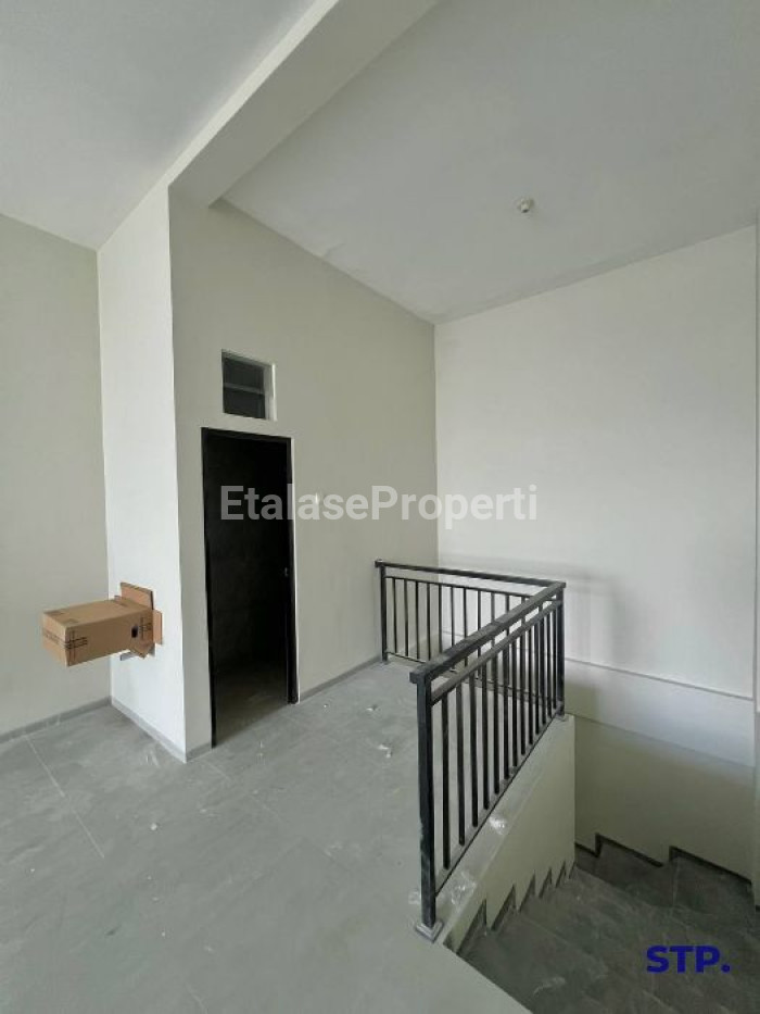 Foto properti 10 UNIT JEJER, Jual Ruko Modern-classic 4 Lantai Di Kedung Asem - MERR 9