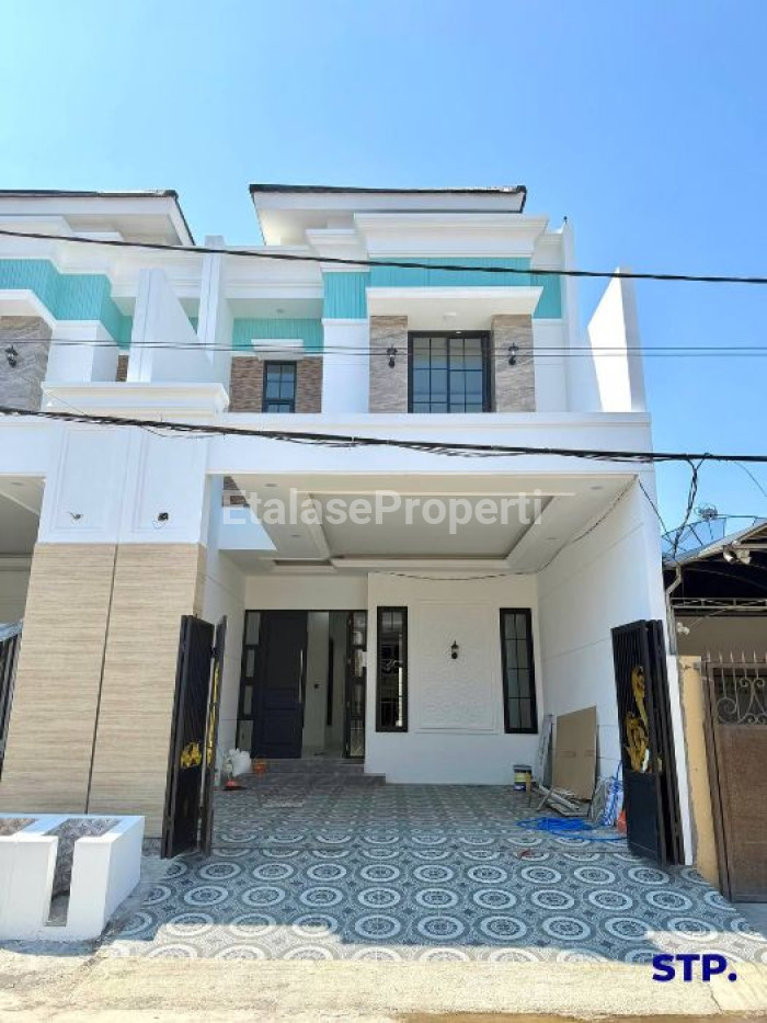 Foto properti Sisa 1 Unit - Rumah Baru Classic Di Babatan Pantai, Kenjeran 1