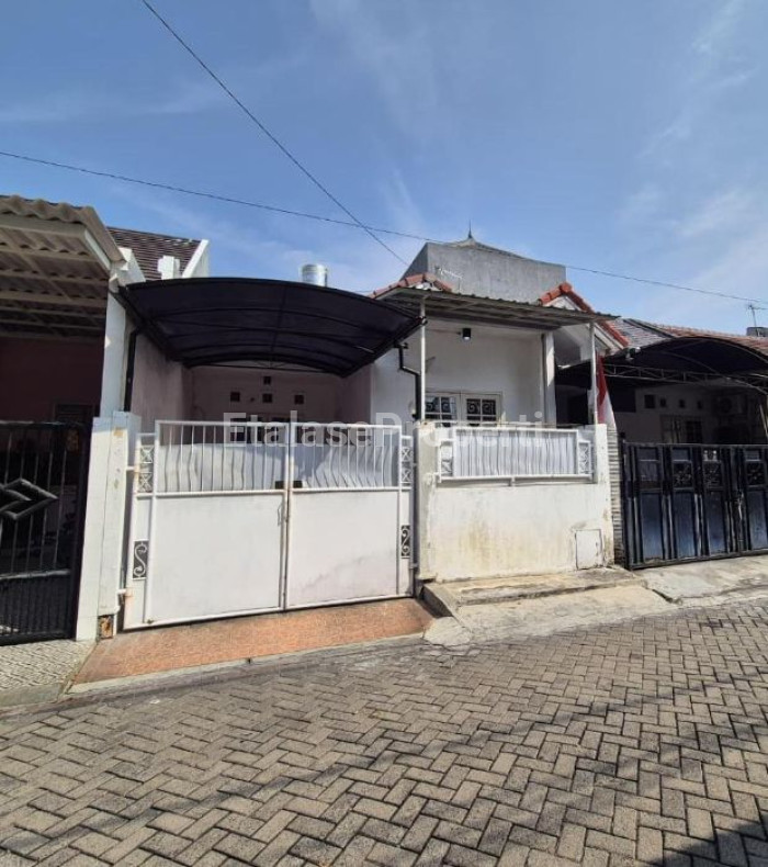 Foto properti Dijual Rumah Di Griya Asri Pakuwon 1