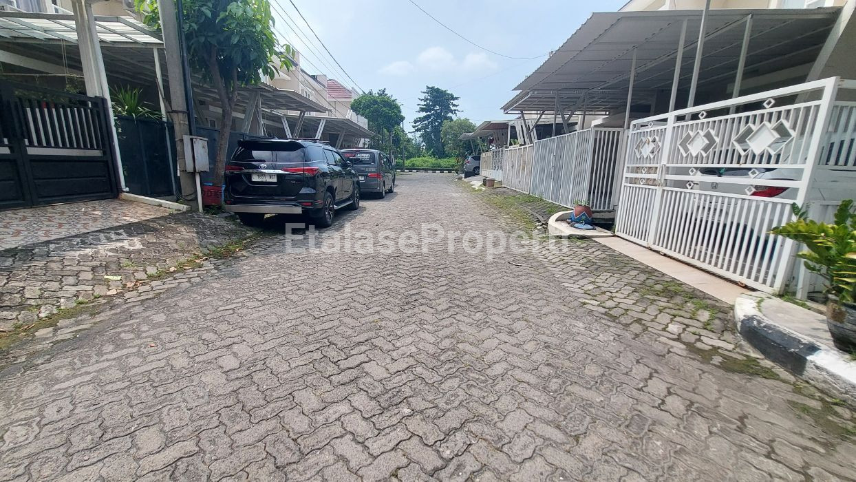 Foto properti Rumah Siap Huni 3