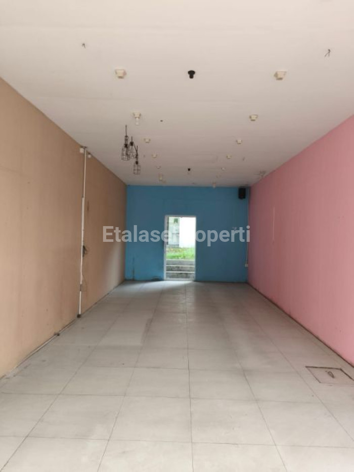 Foto properti Di Jual/sewakan 2 Toko Habis Di Sewa MIXUE Jln Raya Batu Mulia Kota Baru, Driyorejo Gresik 2