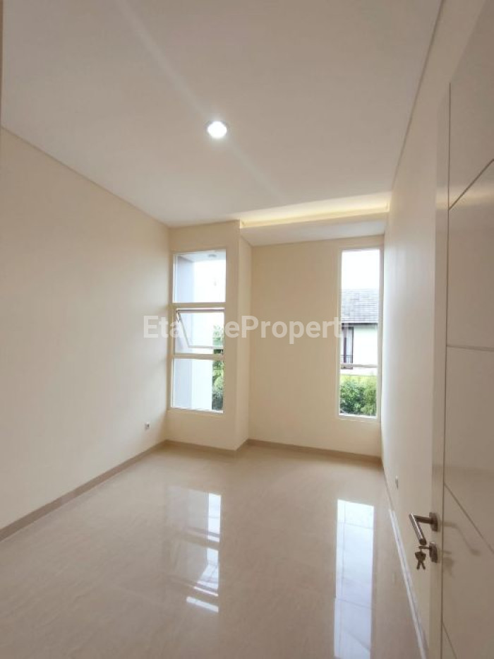 Foto properti Dijual Rumah Baru Di Pantai Mentari Cluster Pacific 7