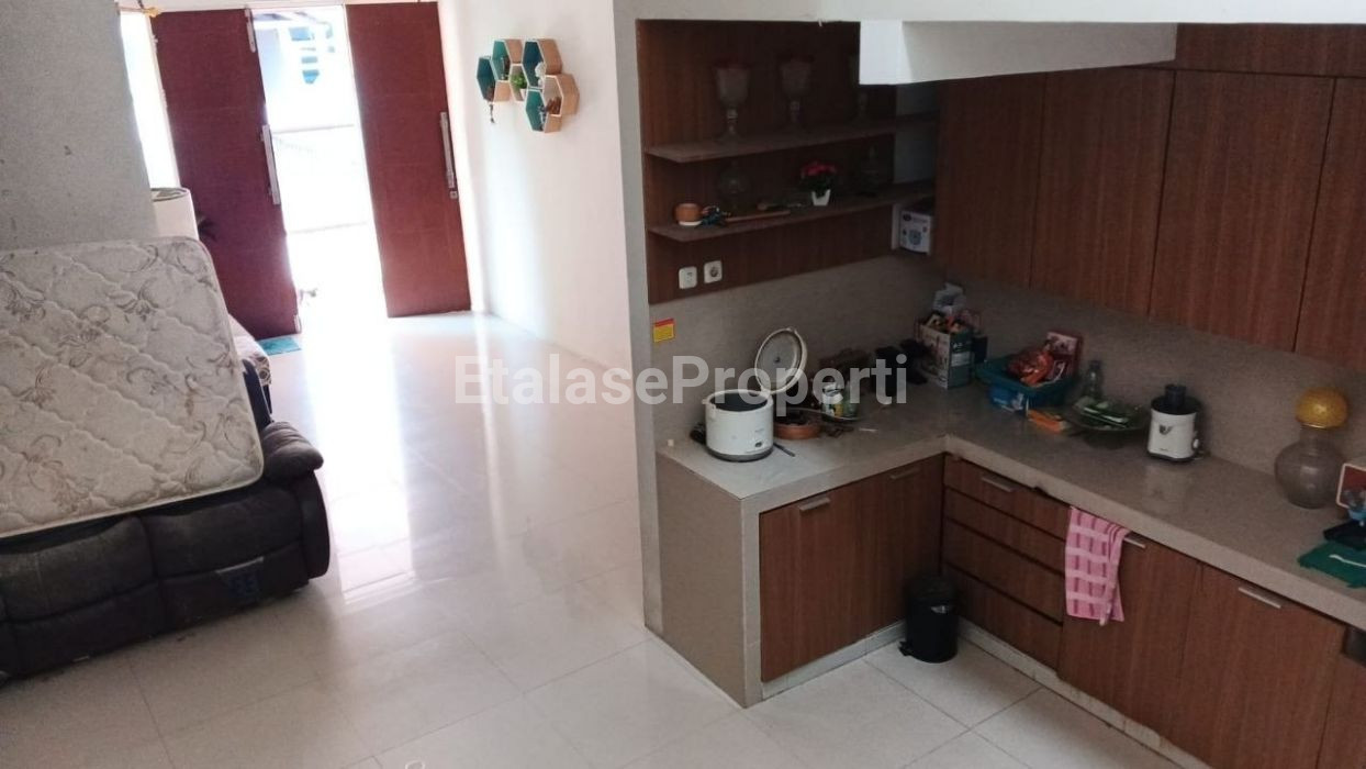 Foto properti Jual Cepat - Rumah 1 Lantai Di Pondok Tjandra Indah 5