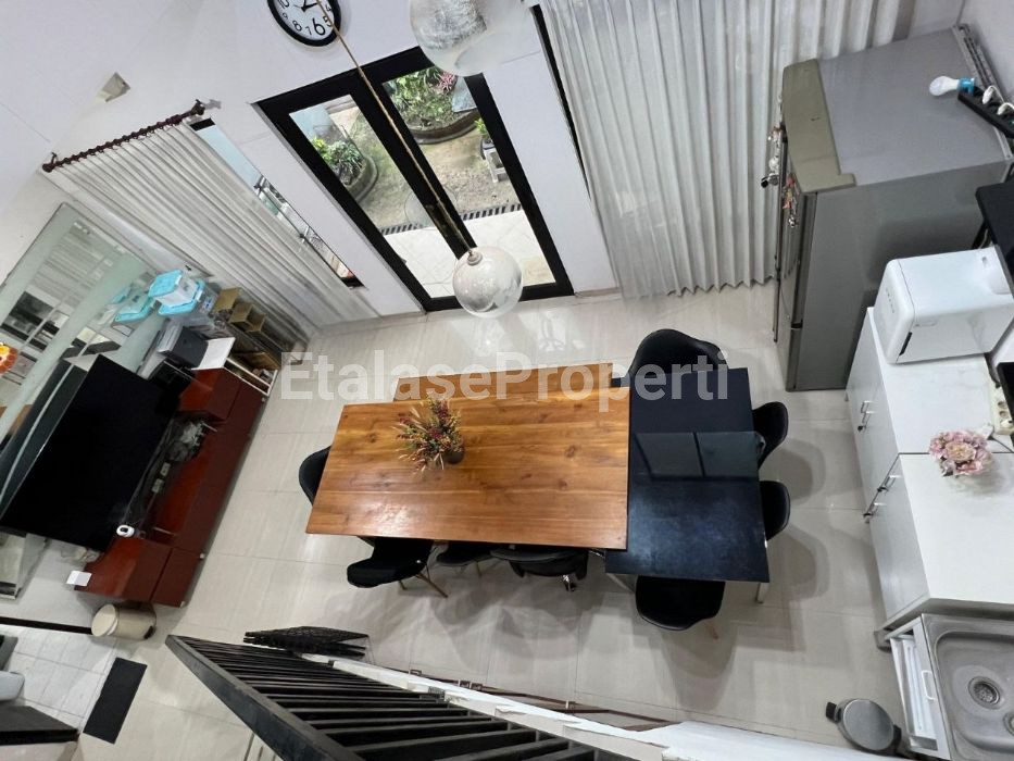 Foto properti Rumah 2 Lantai Siap Huni Di Graha Santoso Regency 4