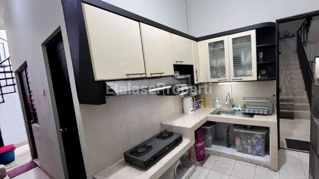 Foto properti Rumah 2 Lantai Siap Huni Di Graha Santoso Regency 5