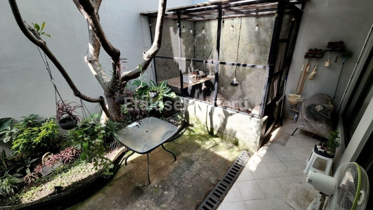 Foto properti Rumah 2 Lantai Siap Huni Di Graha Santoso Regency 6