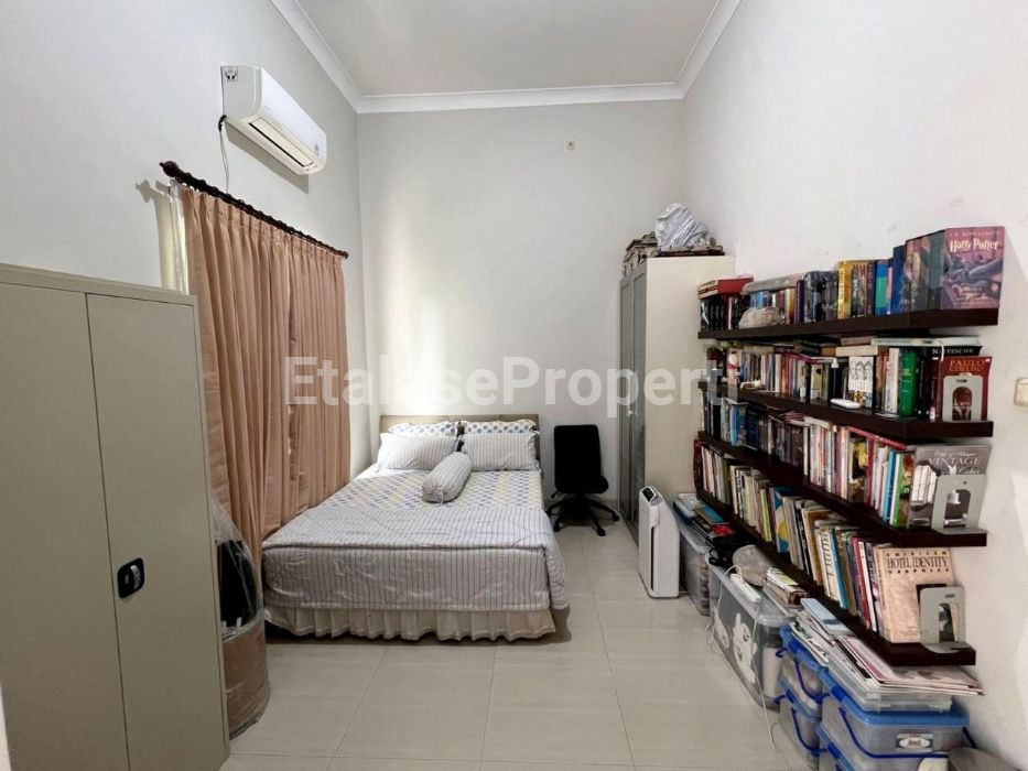 Foto properti Rumah 2 Lantai Siap Huni Di Graha Santoso Regency 8