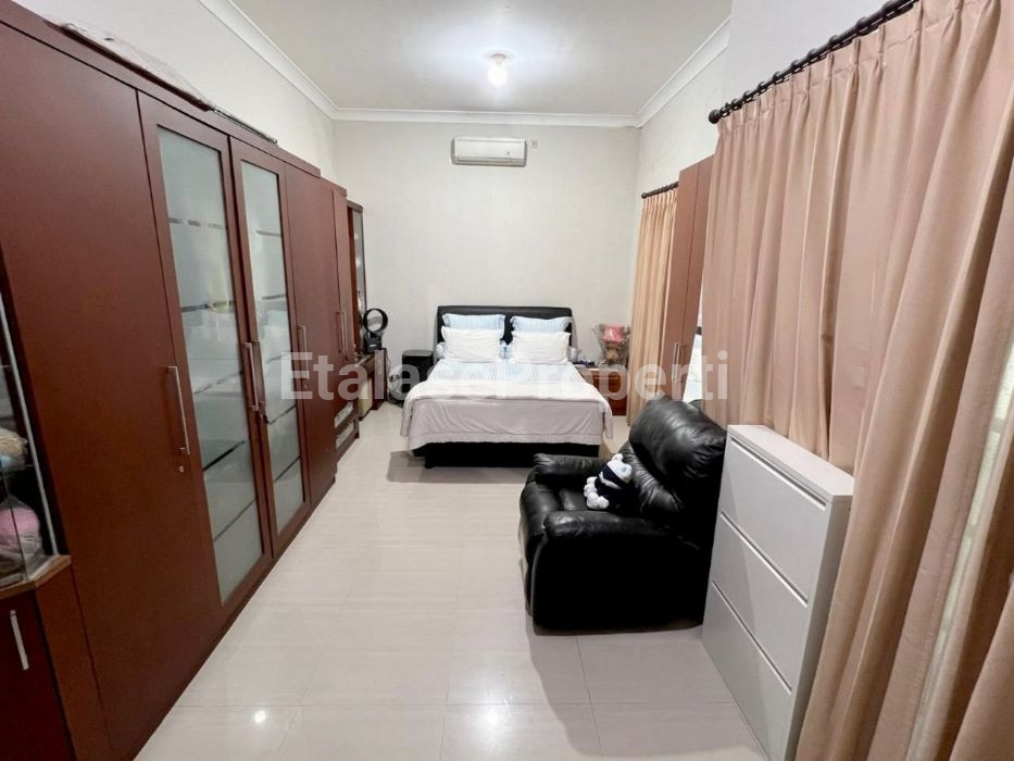 Foto properti Rumah 2 Lantai Siap Huni Di Graha Santoso Regency 9