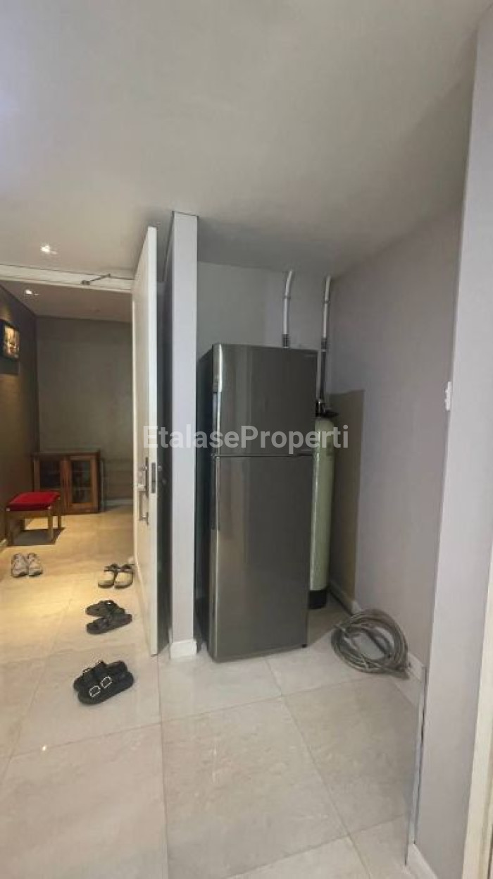 Foto properti Disewakan Apartemen Waterplace De Residence Private Lift 3 Bedroom Lantai 15 2