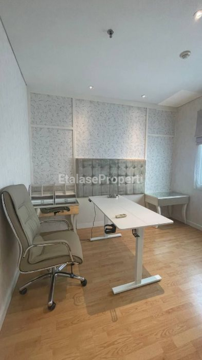Foto properti Disewakan Apartemen Waterplace De Residence Private Lift 3 Bedroom Lantai 15 5