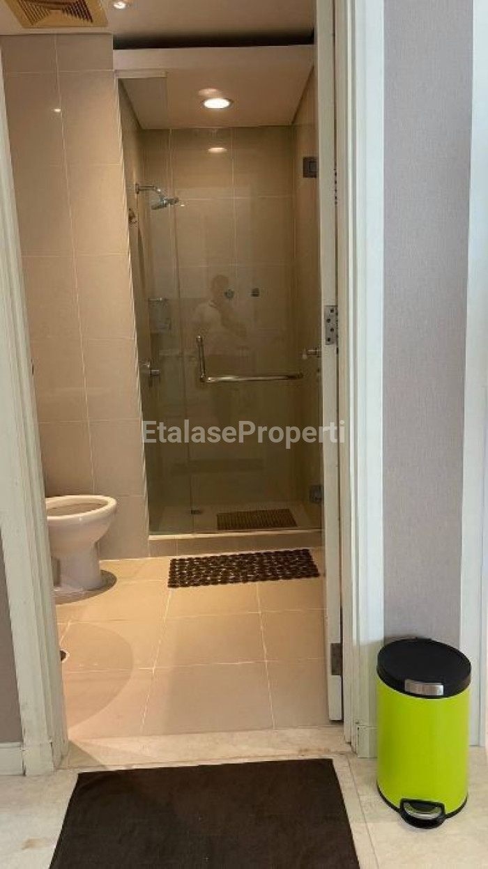 Foto properti Disewakan Apartemen Waterplace De Residence Private Lift 3 Bedroom Lantai 15 9