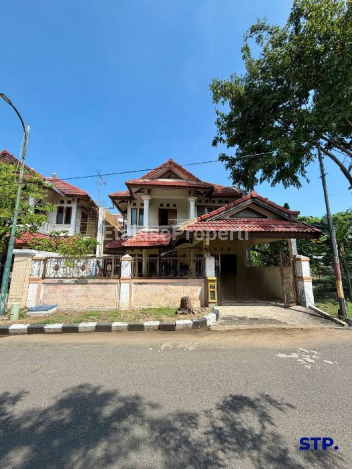 Foto properti Jual Cepat - Rumah Pantai Mentari 2 Lantai Di Jalan Kembar 1
