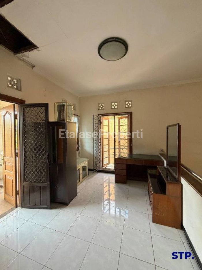 Foto properti Jual Cepat - Rumah Pantai Mentari 2 Lantai Di Jalan Kembar 8