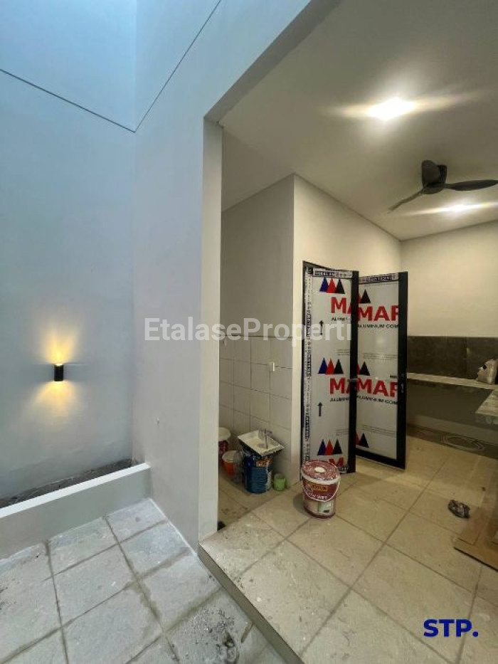 Foto properti Rumah Baru 2 Lantai Di Pandugo Finishing Top Grade Row 12 Meter 5