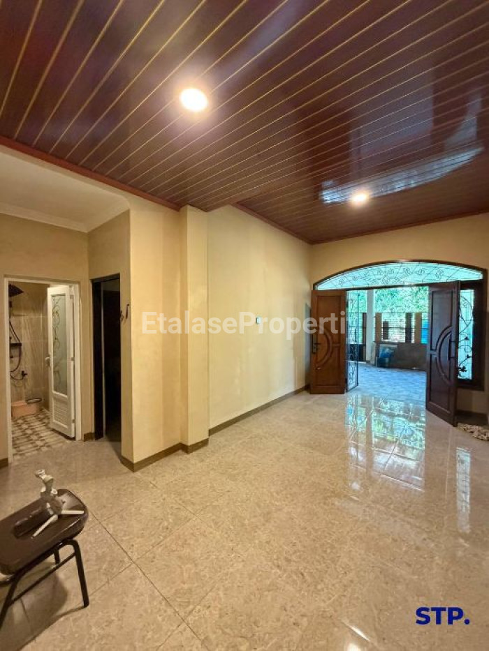 Foto properti Rumah Kost 9 Kamar Tidur Di Perumahan Klampis Semolo 3