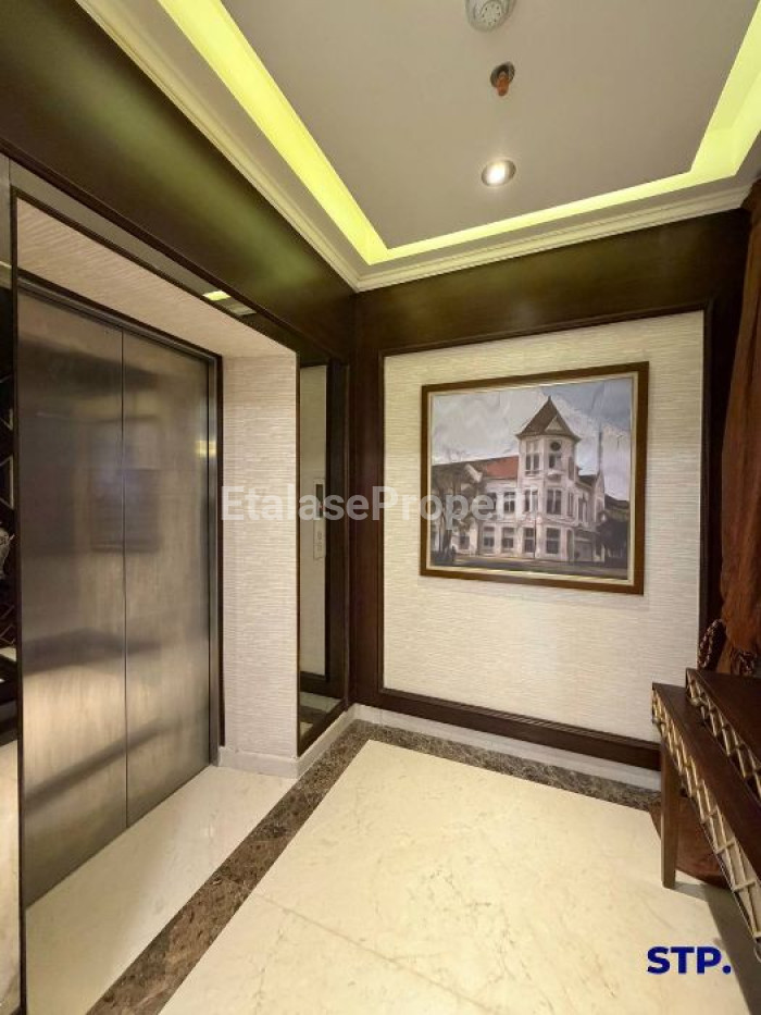 Foto properti Jual Cepat - Kondominium Adhiwangsa Residence Diatas Lenmarc Mall Surabaya Lantai 29 5