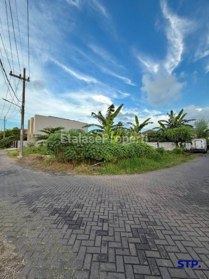 Foto properti Tanah Kavling Hoek Di Tenggilis Mejoyo Selatan 1