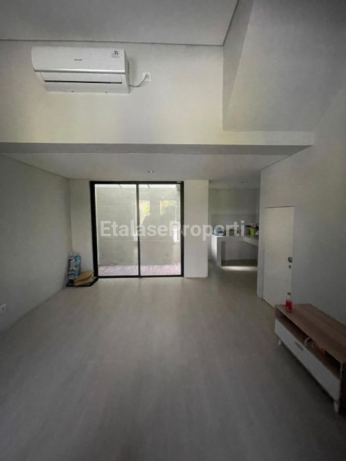 Foto properti Dijual Cepat Rumah Di Northwest Park 7