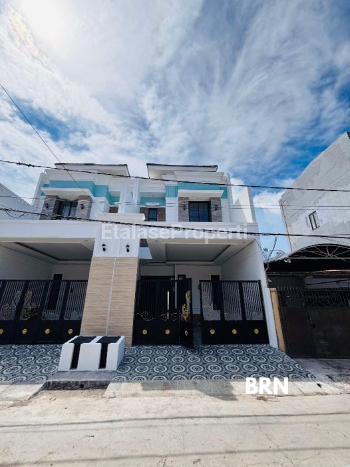 Foto properti Dijual Rumah Di Babatan Pantai Dekat Grand Kenjeran 1