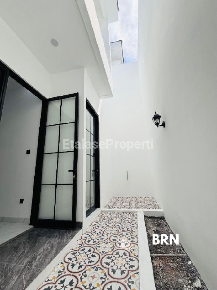 Foto properti Dijual Rumah Di Babatan Pantai Dekat Grand Kenjeran 3