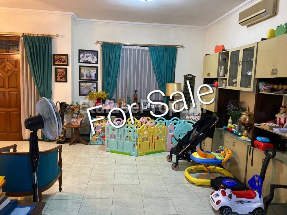 Foto properti RUMAH DIJUAL TERAWAT RESIDEN SUDIRMAN 9
