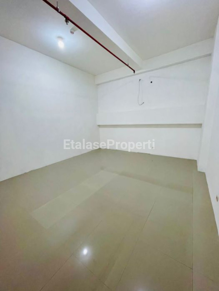 Foto properti TURUN HARGA !!! RARE PRICE: Dijual Segera  Unit OFFICE Eksklusif  Strategis Di Apartemen GUNAWANGSA MERR 1