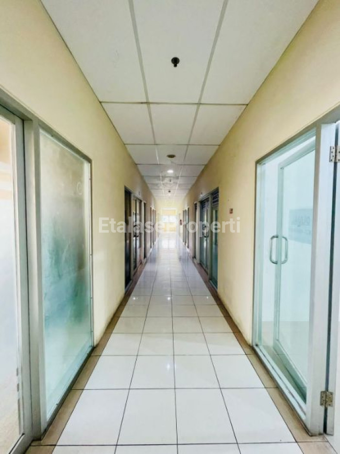 Foto properti TURUN HARGA !!! RARE PRICE: Dijual Segera  Unit OFFICE Eksklusif  Strategis Di Apartemen GUNAWANGSA MERR 2