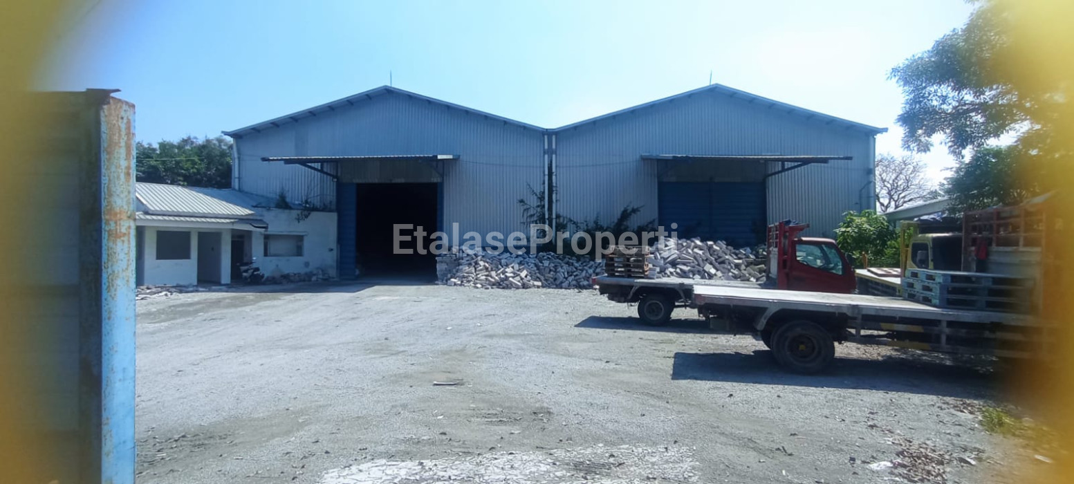 Foto properti Dijual Gudang Sidayu Gresik Raya Kertosono 1